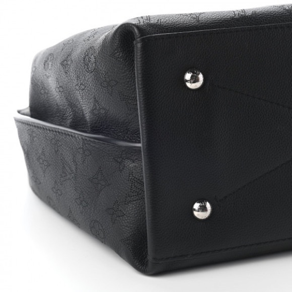 *SOLD* Louis Vuitton Mahina Carmel Hobo - Picture 4 of 8